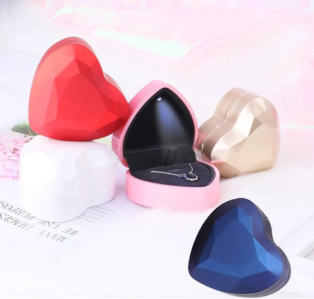 iSuperb Pendant Necklace Box with LED Light Heart Shape Jewelry Gift Box Bracelet Case for Anniversary Wedding Engagment (Golden)