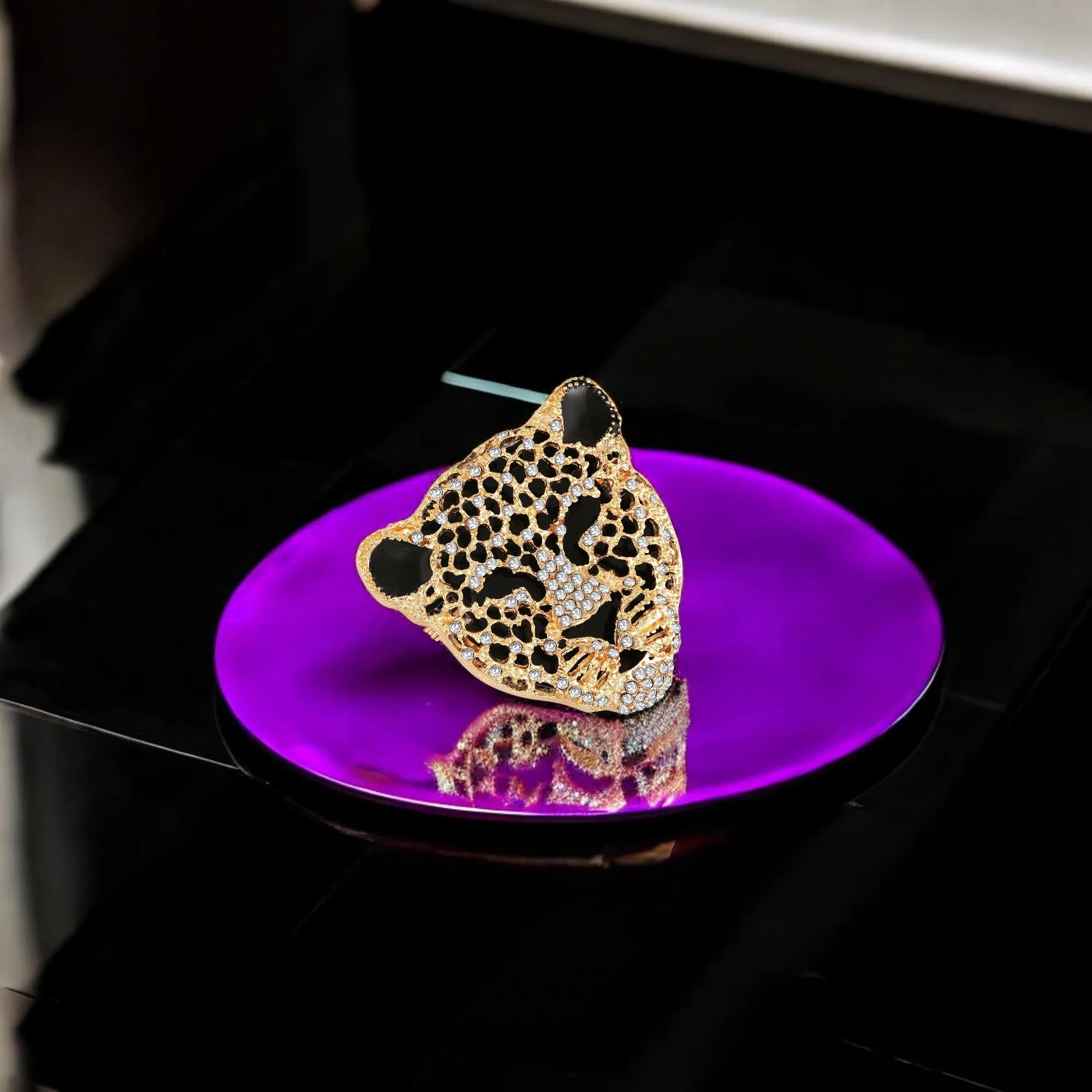 Lion Face Brooch / Lapel Pin