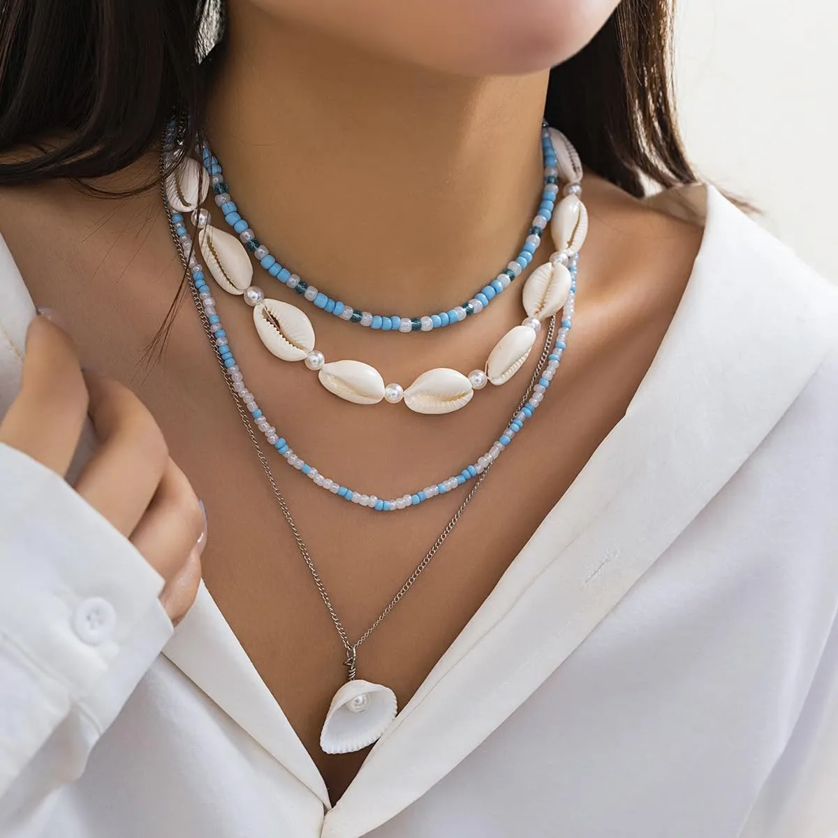 Summer Starfish Shell Necklaces for Women Trendy Boho Seashell Beach Pendant Necklaces Gold Layered Pearl Choke Chain Necklace Dainty Fashion Statement Jewelry